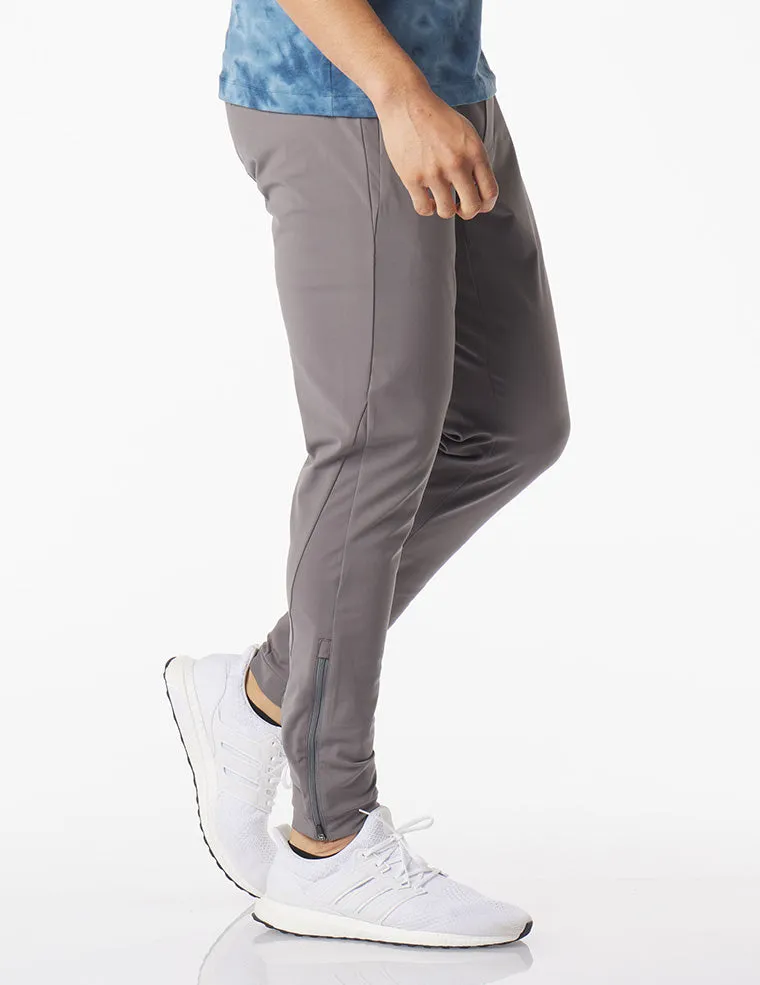 Turf Jogger: Smoke Grey